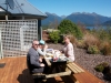 Ontbijt op de veranda in Manapouri